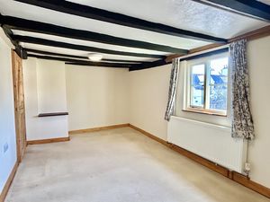 Bedroom- click for photo gallery